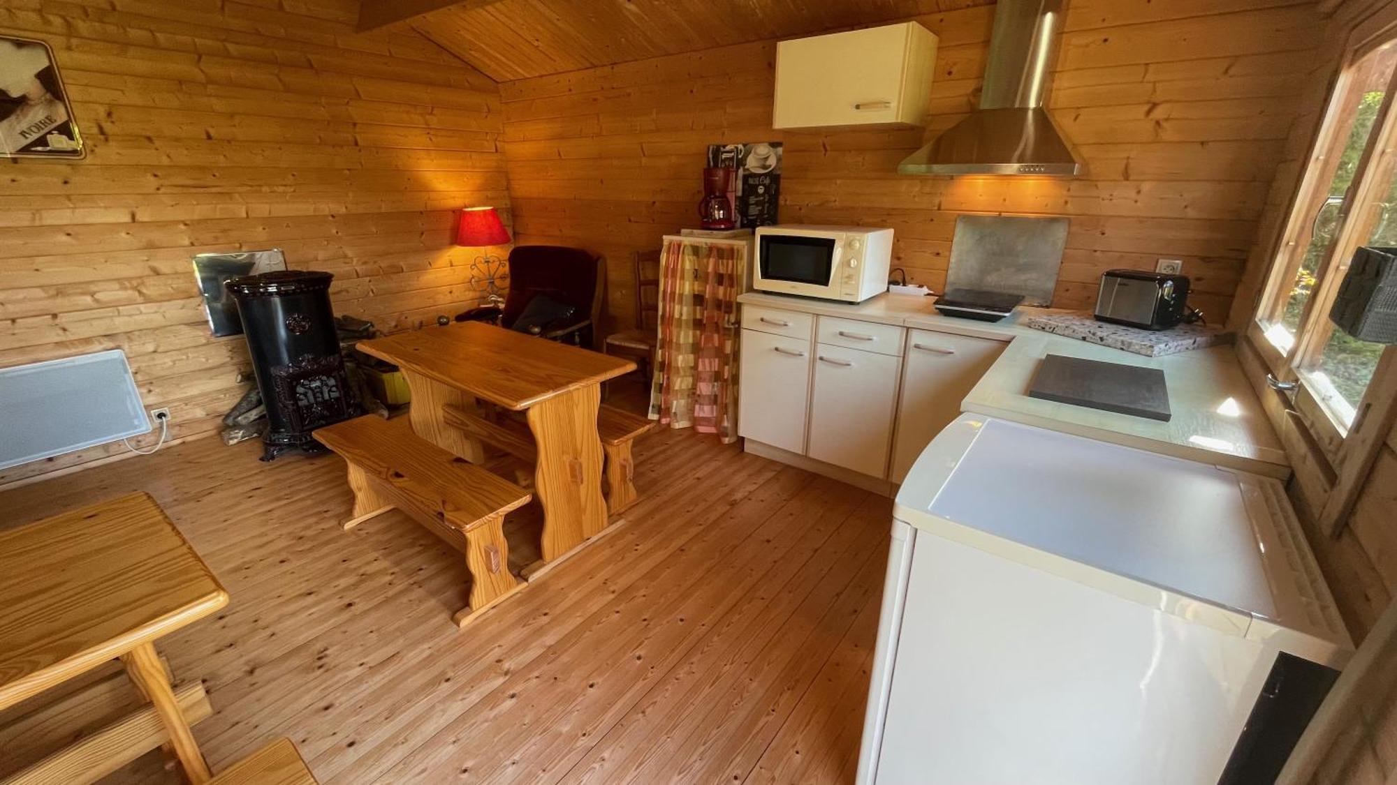 Chambres D'Hotes Les Tilleuls Poullaouen Экстерьер фото